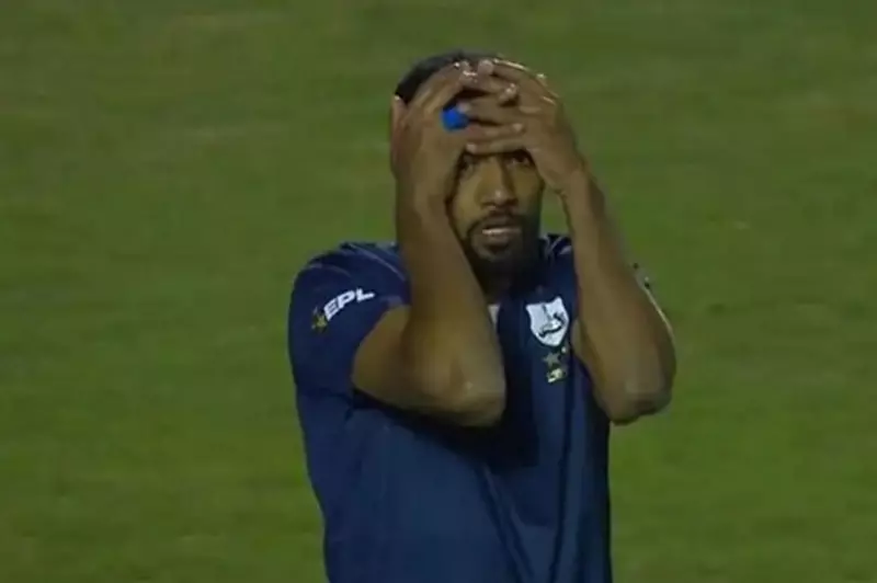 كالوشا يواصل سلسلة إهدار ركلات الجزاء أمام الكبار